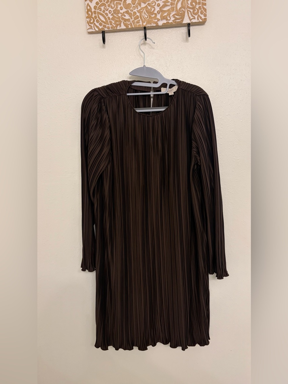 LOFT Pleated Jersey Midi Dress Iced Espresso Brown - Size Medium NWT